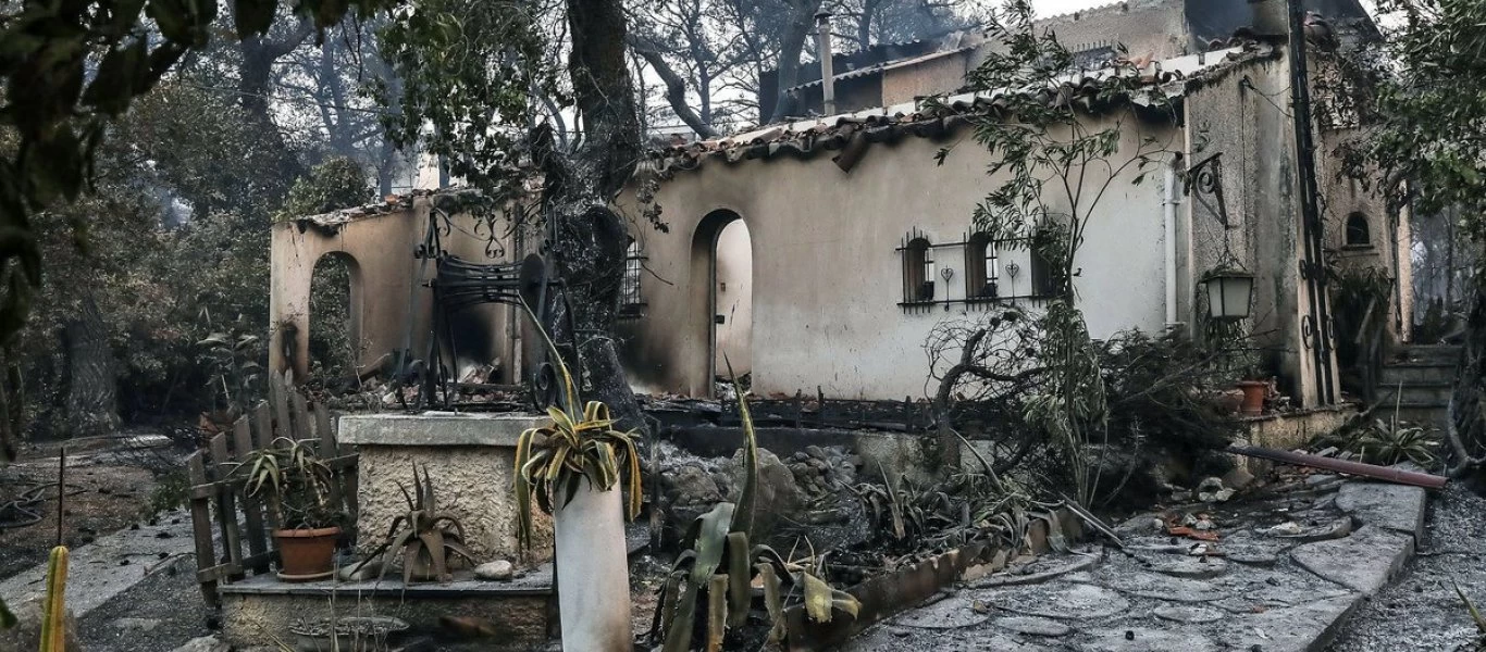 Δείτε τη δορυφορική καταγραφή των καμένων στη Βαρυμπόμπη - Στάχτη 68.000 στρέμματα (φώτο)